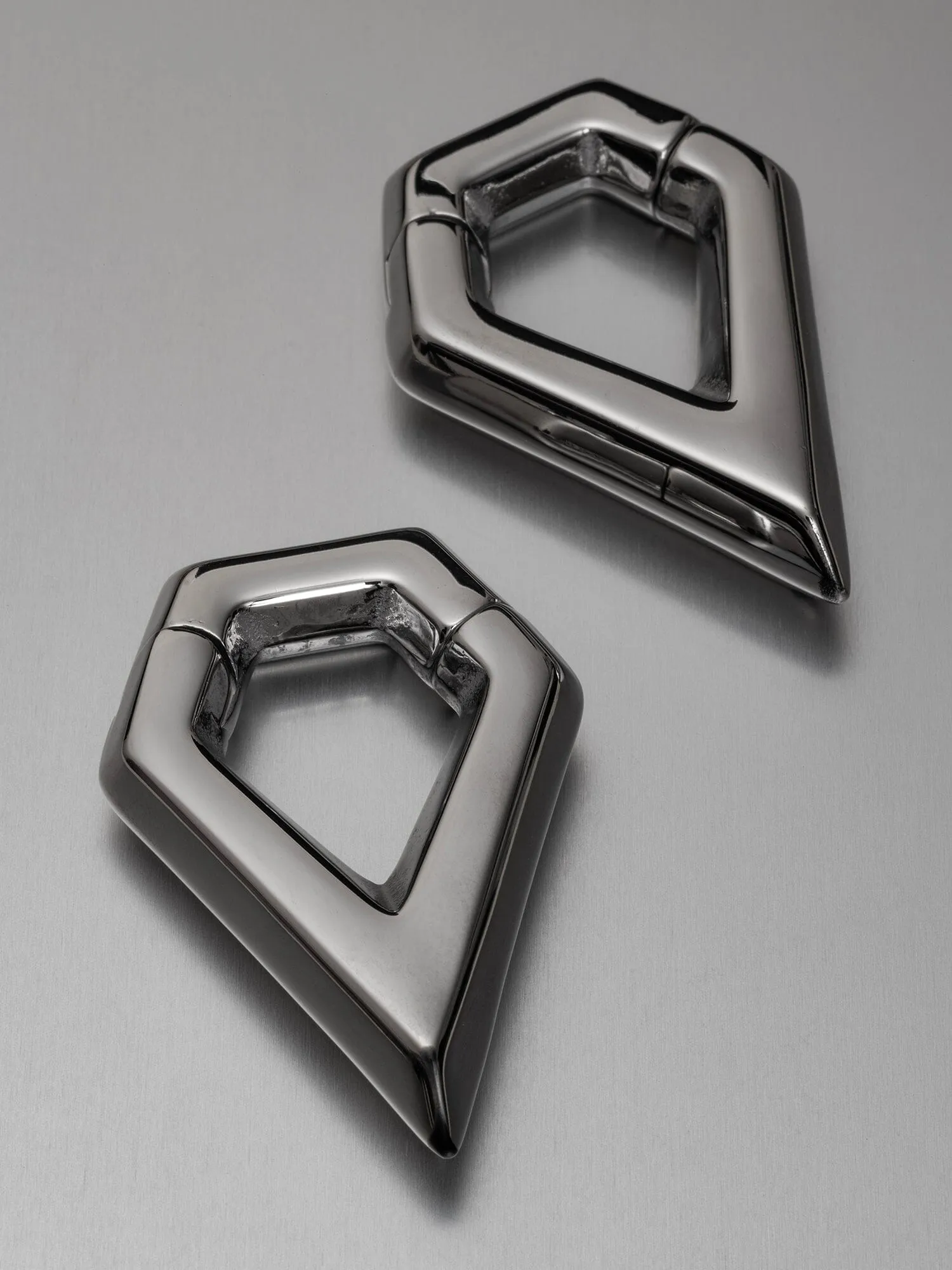 Tri-Die Steel Clicker Hangers